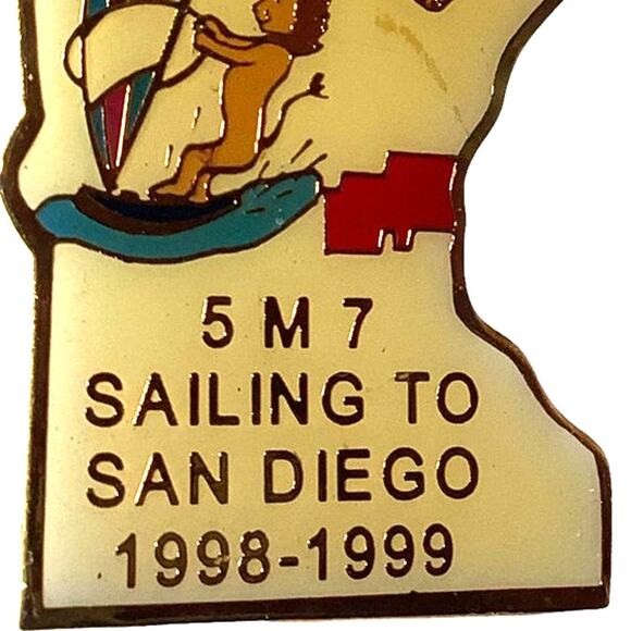 Vintage 1999 Lions Club Int. Sailing to San Diego Lapel Pin, District 5M7 MN - Picture 2 of 4